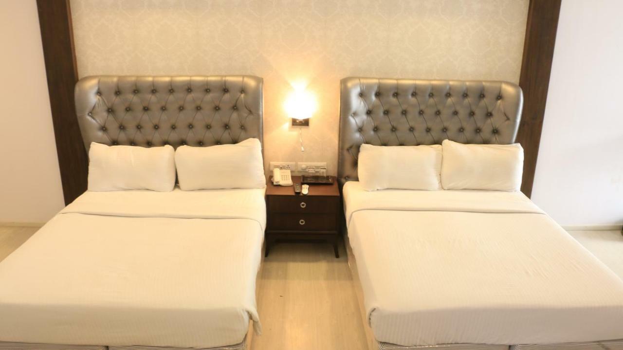 Jalsa Resort Indaur Kültér fotó